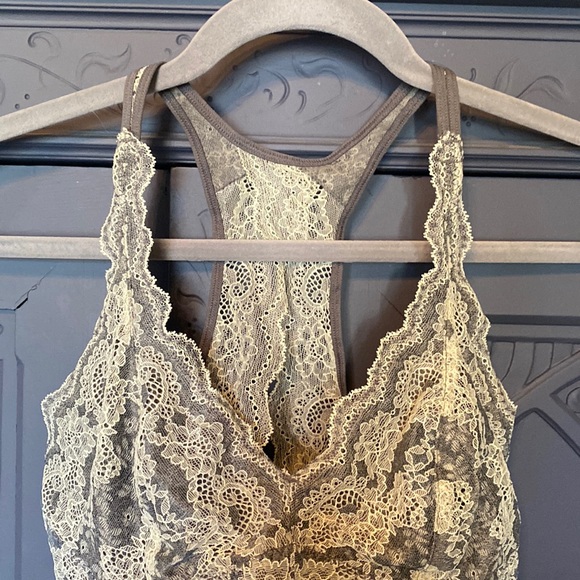 Felina Lacey Bralette - Picture 4 of 17